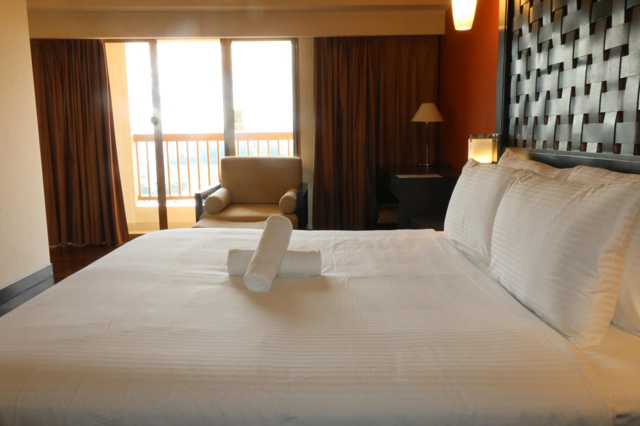 Millennium Suite At Pyramid Tower Petaling Jaya Εξωτερικό φωτογραφία