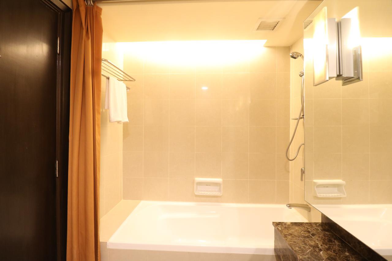 Millennium Suite At Pyramid Tower Petaling Jaya Εξωτερικό φωτογραφία
