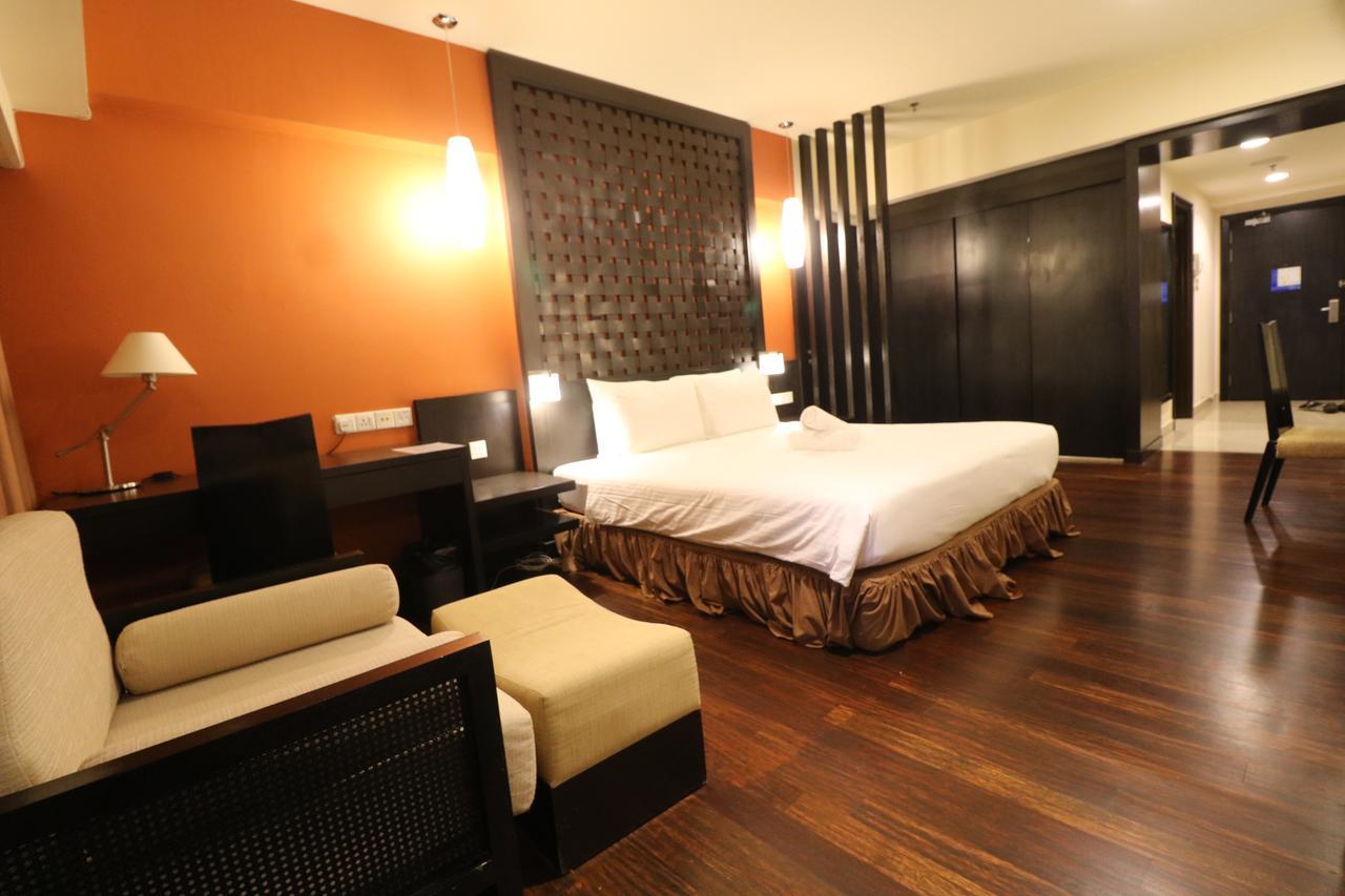 Millennium Suite At Pyramid Tower Petaling Jaya Εξωτερικό φωτογραφία